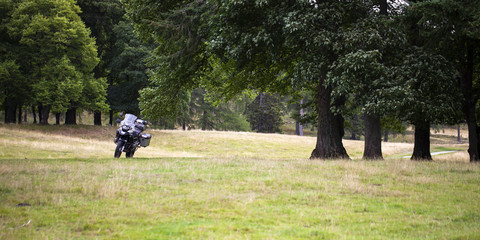 Fototapeta premium Rutas en moto