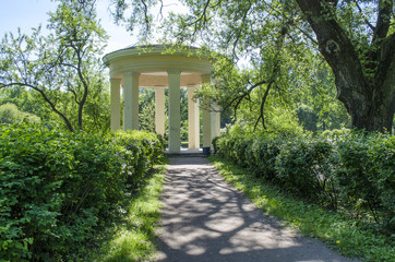 Summer gazebo in the Park