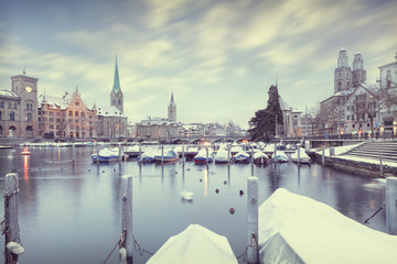 Fototapeta premium Old Zurich town in winter, view on lake