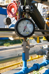Pressure gauge for monitoring measure pressure production process, Oil and gas or petroleum