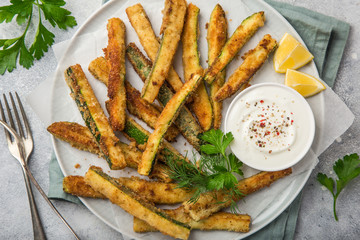 crispy zucchini fries with garlic yogurt sause