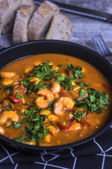 Gambas al Ajillo con tomate