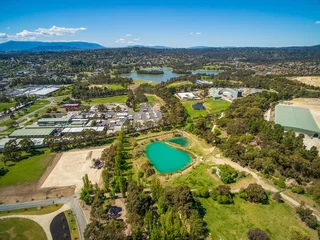 Fototapete Luftbild Aerial view of Lilydale suburb on bright sunny day. Melbourne, Victoria, Australia