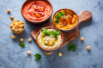 different hummus bowls