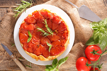 tomato quiche with rosemary