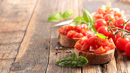 canape with tomato and basil