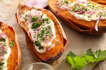 sweet potato with cream and onion