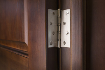 metallic door hinge