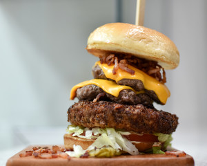 DOUBLE BURGER