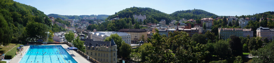 Fototapeta na wymiar Panorama of the spa town Karlovy Vary
