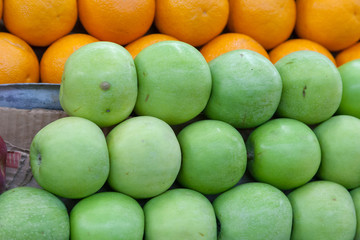 red and green apples