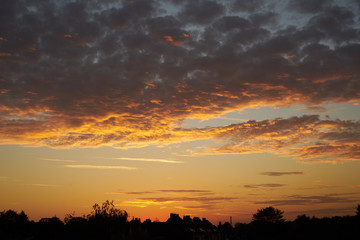 Himmel Sonnenuntergang dramatisch
