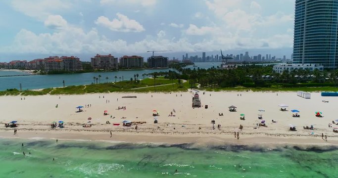 South pointe pier ocean to beach towards park1