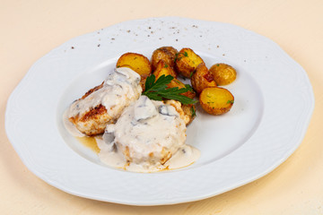 Chicken cutlet with potato