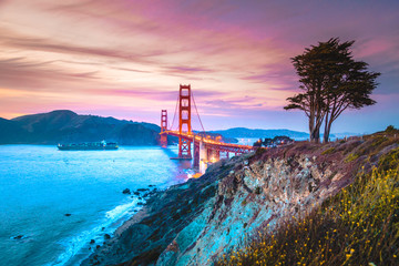 Golden Gate Bridge at twilight, San Francisco, California, USA