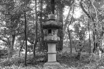 japnese stone lantern