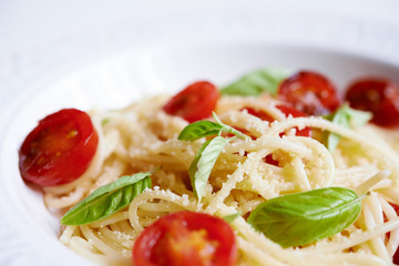 pasta with bacil and tomatoes