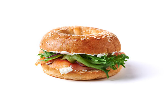 bagel with salmon and creamcheese