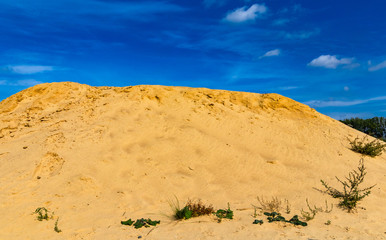 Sandwüste mit blauem Himmel