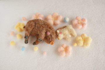 立体イラスト　ハンドメイド　羊毛フェルト　いのしし（15－2）