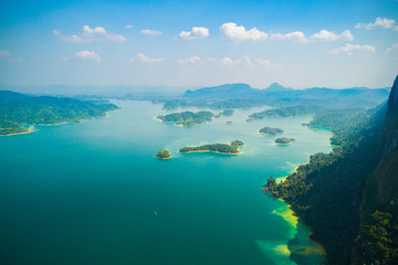 Fototapeta na wymiar Beautiful view of Khao Sok National park Cheow Lan Dam from top in Thailand