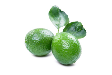 Green lemons are sour and seedless, suitable for cooking.