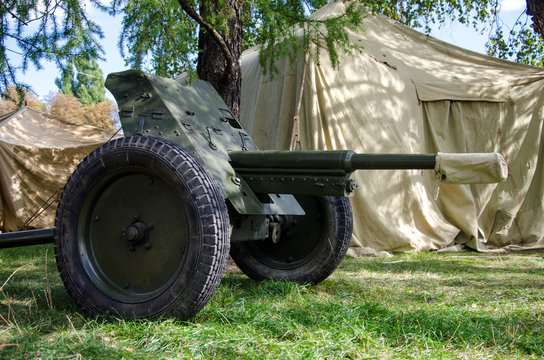 Soviet Union 45mm gun.