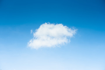 The clouds are floating in the sky. Even if you look lonely, but feel free. Enthusiastic and beautiful Suitable to use as a background image.