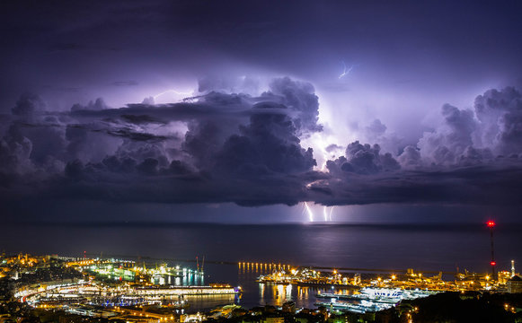 Temporale su Genova