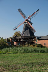 Obraz na płótnie Canvas Hamburg Kirchwerder Riepenburger Mühle windmühle