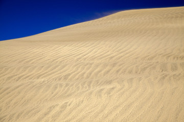 sand pattern on dunes