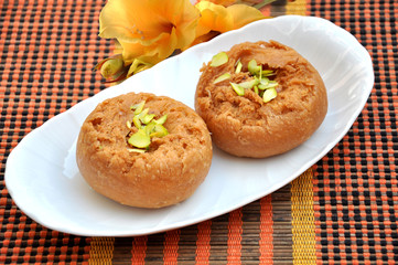 Makhan Bara, A delicious sweet food