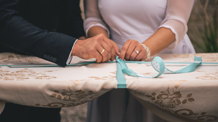 Wedding Hands opening present