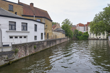 houses on canal in bruges