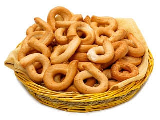 Taralli al sesamo nel cesto