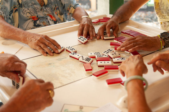 Playing Domino Calle Ocho