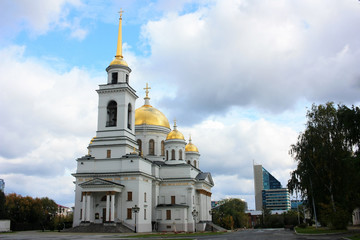 Fototapeta na wymiar Orthodox old church