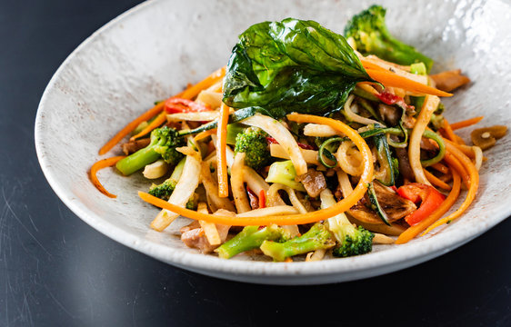 noodles with meat and vegetables