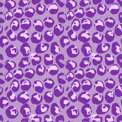Vector illustration leopard print seamless pattern. Violet hand drawn background.