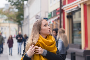 Obraz premium German tourist girl in the historical center