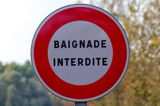 panneau baignade interdite