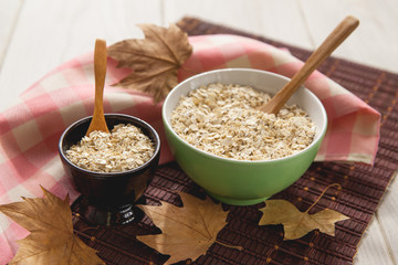 Desayuno de avena en otoño