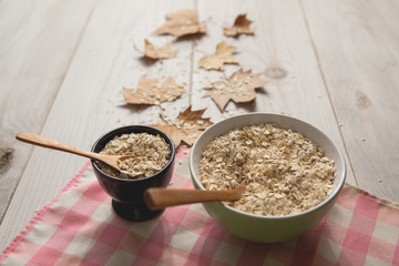 Bol con avena para el desayuno