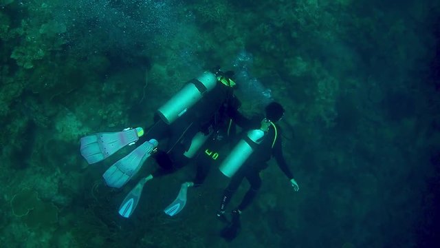 Scuba diving training. Underwater.