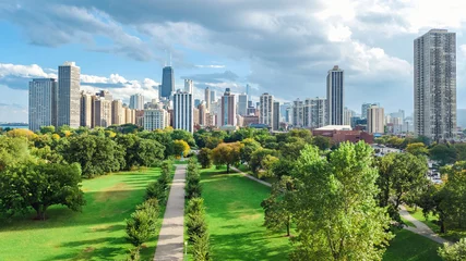 Foto op Plexiglas Chicago skyline luchtfoto drone uitzicht van bovenaf, Lake Michigan en stad Chicago downtown wolkenkrabbers stadsgezicht van Lincoln park, Illinois, USA © Iuliia Sokolovska