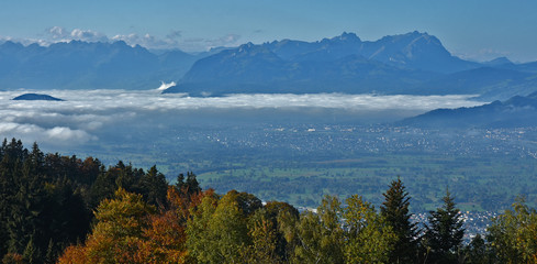 Blick vom Pfänder zum Alpstein, Säntis und Altmann, in den Schweizer Alpen