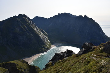 Norwegen, Lofoten, Ryten, Berg, Flakstad, Medvoll, Aussichtsberg, wandern, bergsteigen, Ramberg, Leknes, Sandbotnen, Yttersand, Fuklhuken, Middagstinden, Kvalvika