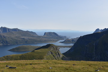 Norwegen, Lofoten, Ryten, Berg, Flakstad, Medvoll, Aussichtsberg, wandern, bergsteigen, Ramberg, Leknes, Sandbotnen, Yttersand, Fuklhuken, Middagstinden, Kvalvika