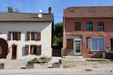 typische bouwstijl van huizen in Provenchères-sur-Fave in de Vogezen
