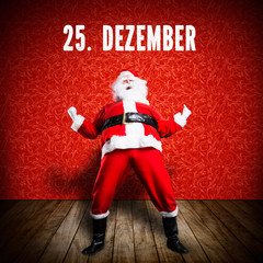 Weihnachtsmann freut sich über den 25. Dezember, 1. Weihnachtsfeiertag